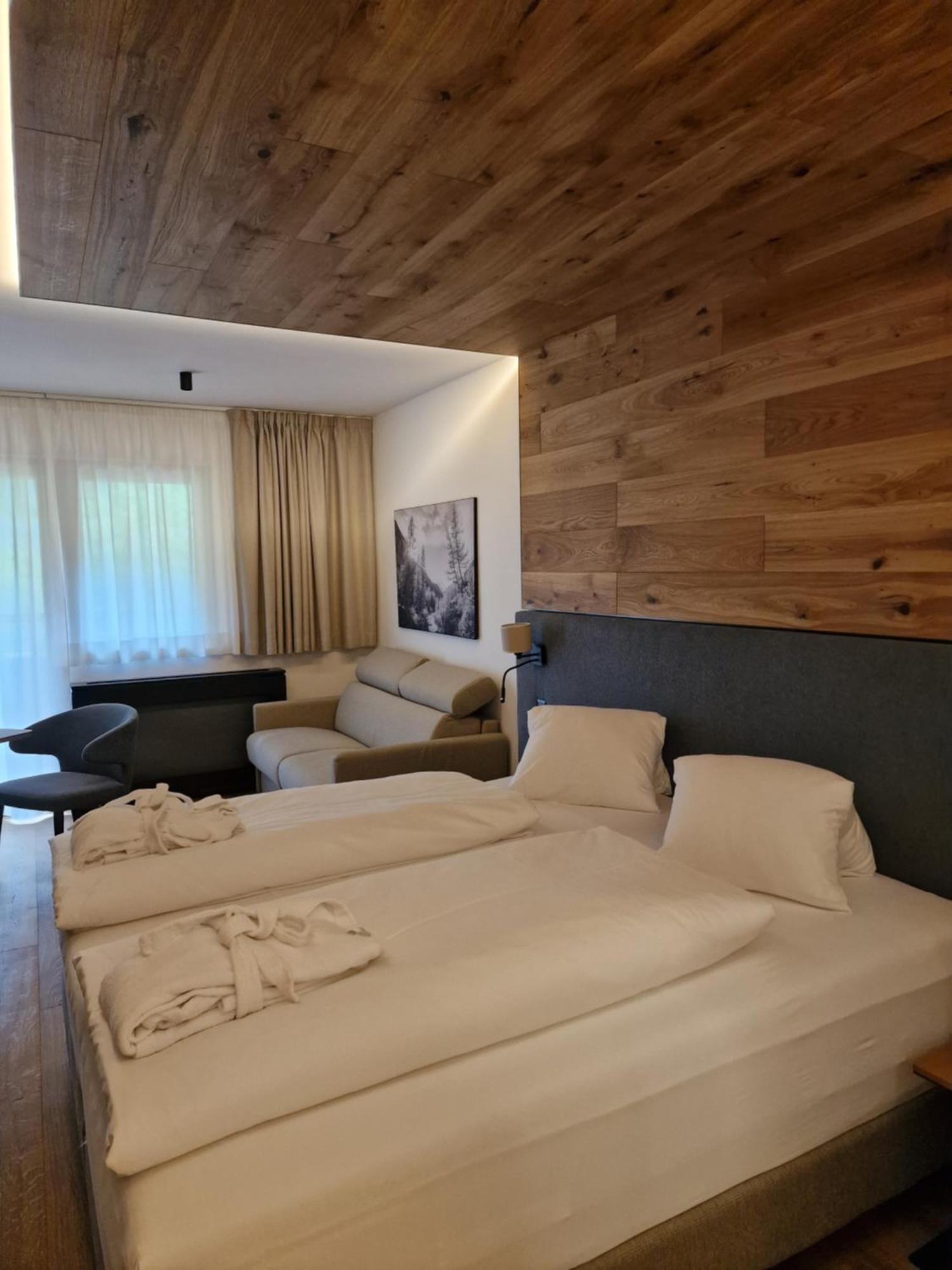 Hotel Kaerntnerhof Heiligenblut Extérieur photo
