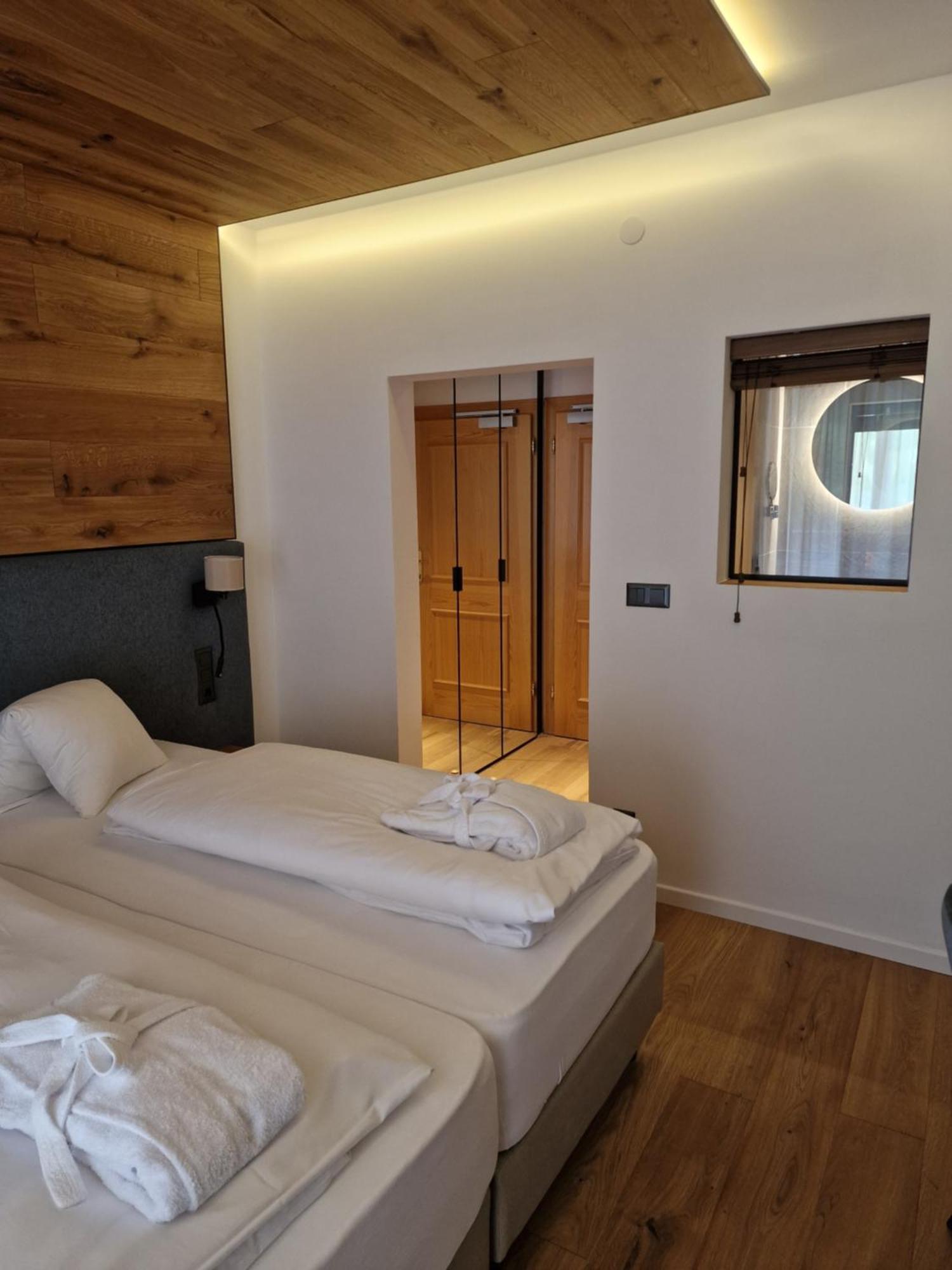 Hotel Kaerntnerhof Heiligenblut Extérieur photo