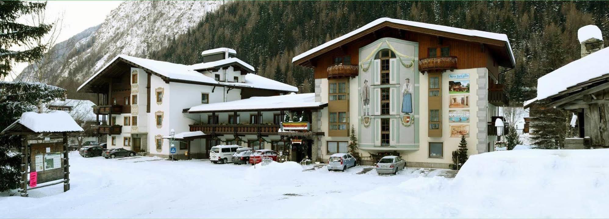 Hotel Kaerntnerhof Heiligenblut Extérieur photo